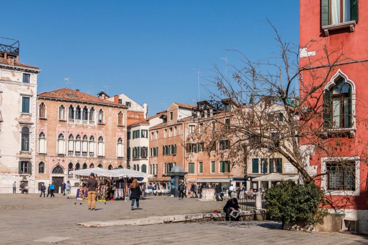 Fenice Backstage Over Canal Veneza Exterior foto